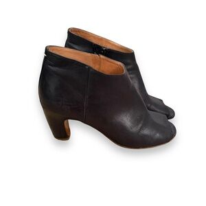 Maison Martin Margiela Black Leather Open Toe Side Zip Heeled Booties Sz 37.5 EU